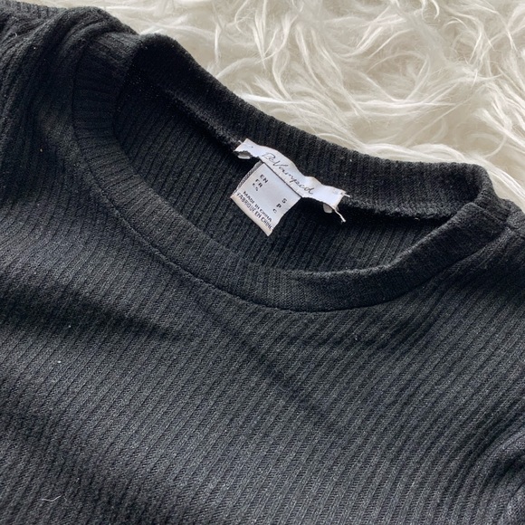 Black casual cropped long sleeve - Picture 2 of 2